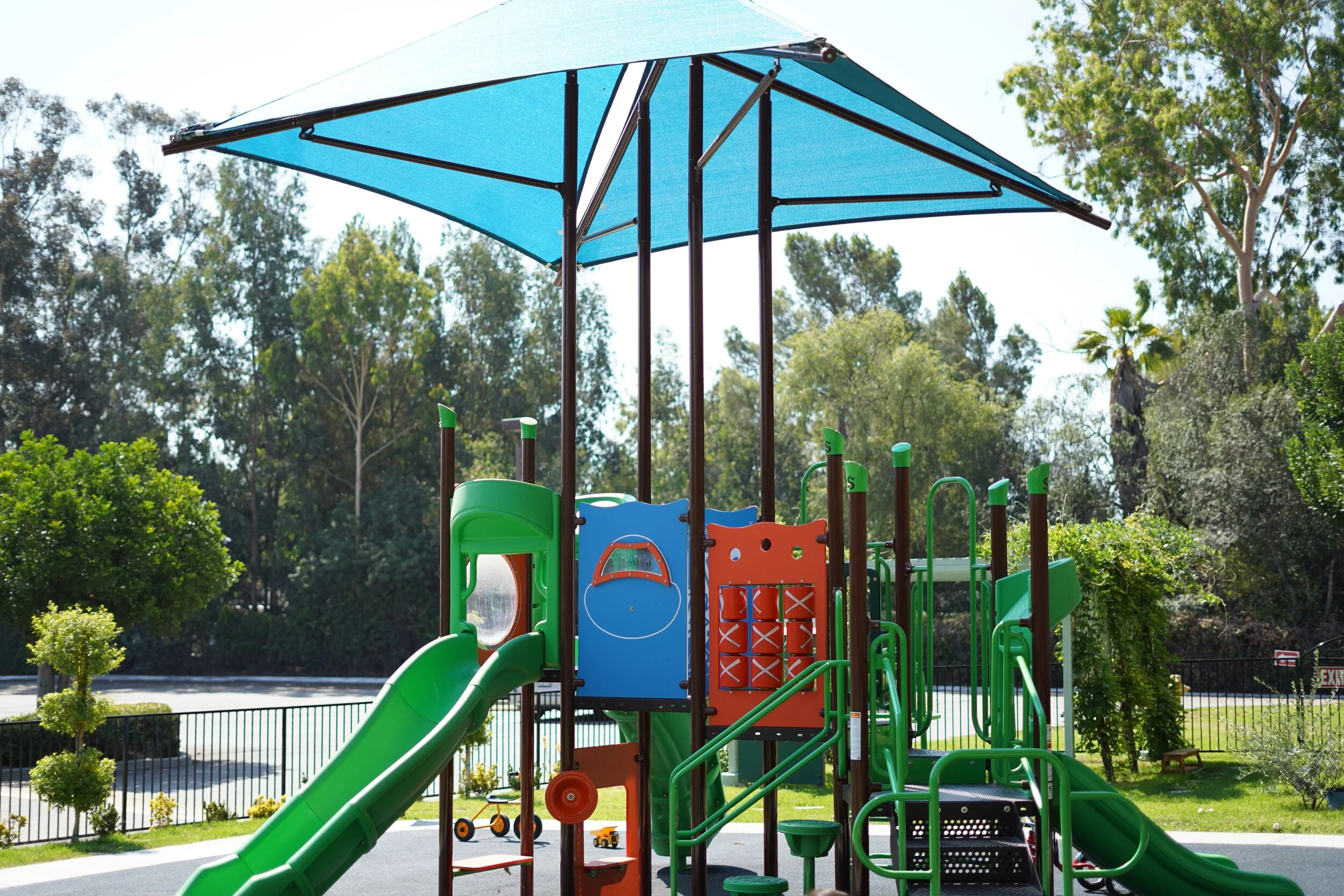 Edenhurst classroom and campus preview